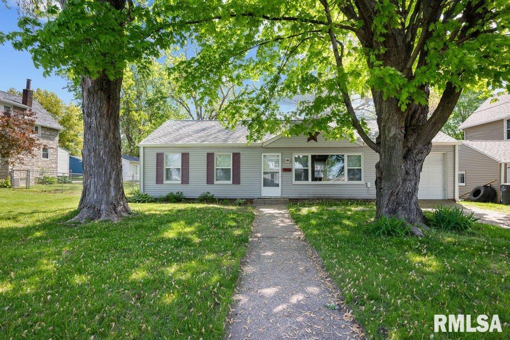 2043 30th Street, Rock Island, Illinois image 2
