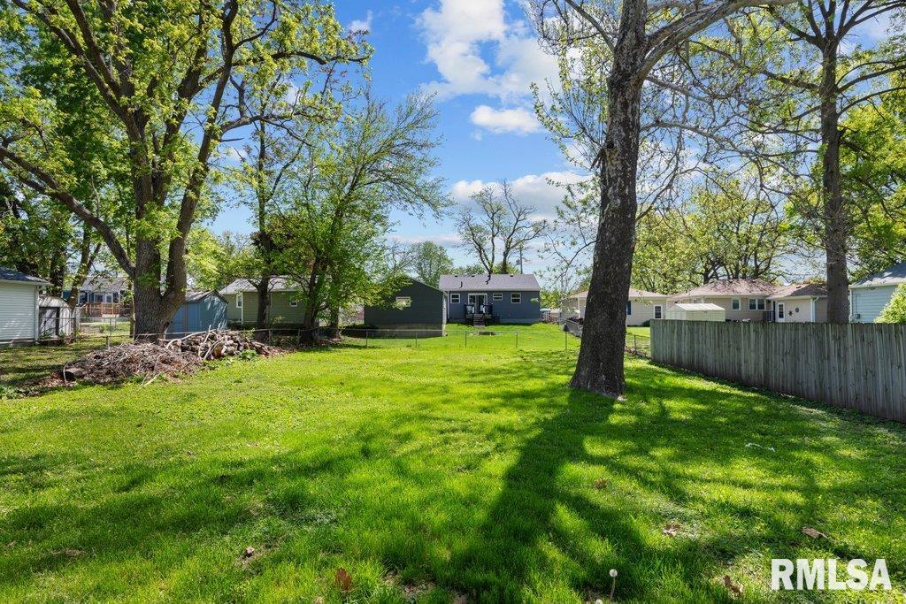 2043 30th Street, Rock Island, Illinois image 21