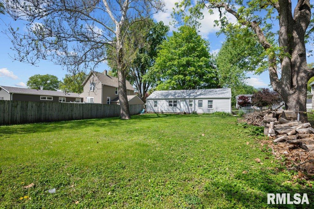 2043 30th Street, Rock Island, Illinois image 20