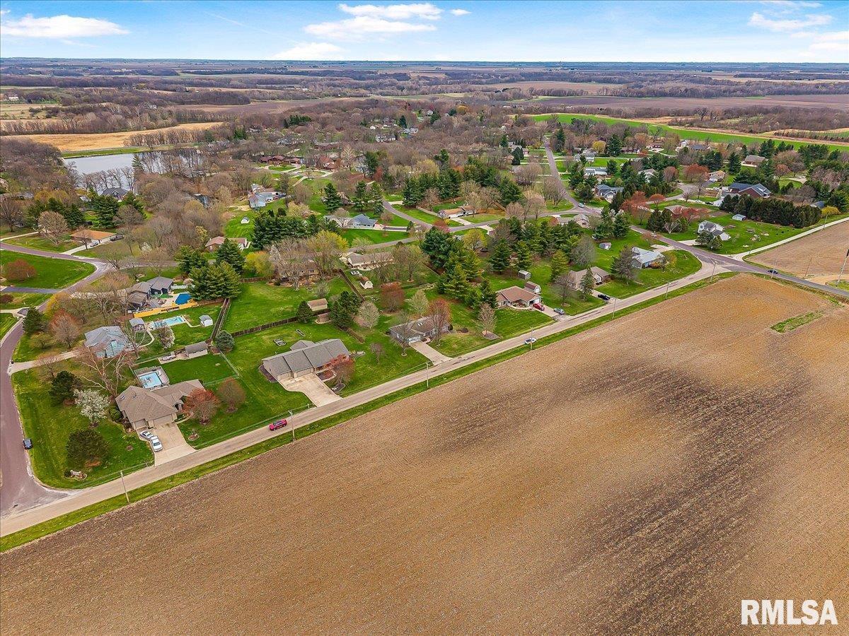 14150 N Lake Windermere Road, Tremont, Illinois image 33