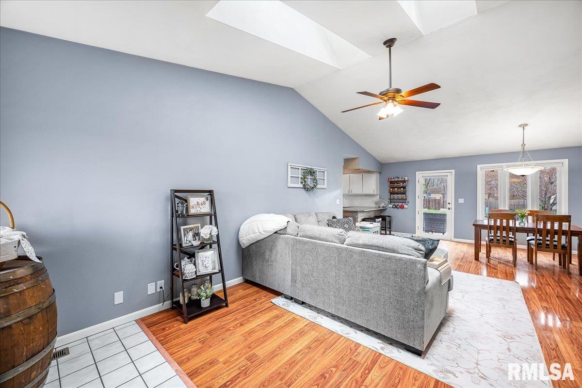 14150 N Lake Windermere Road, Tremont, Illinois image 3