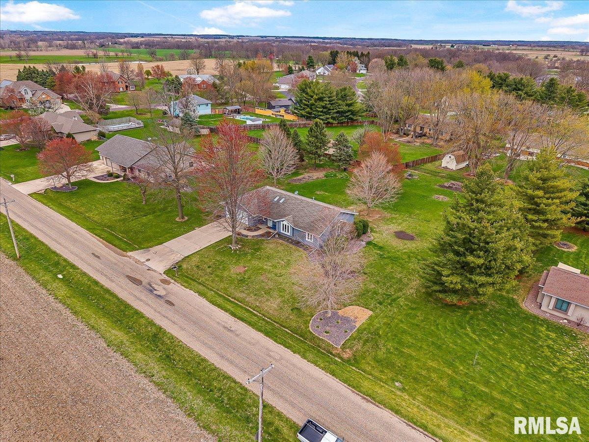 14150 N Lake Windermere Road, Tremont, Illinois image 27