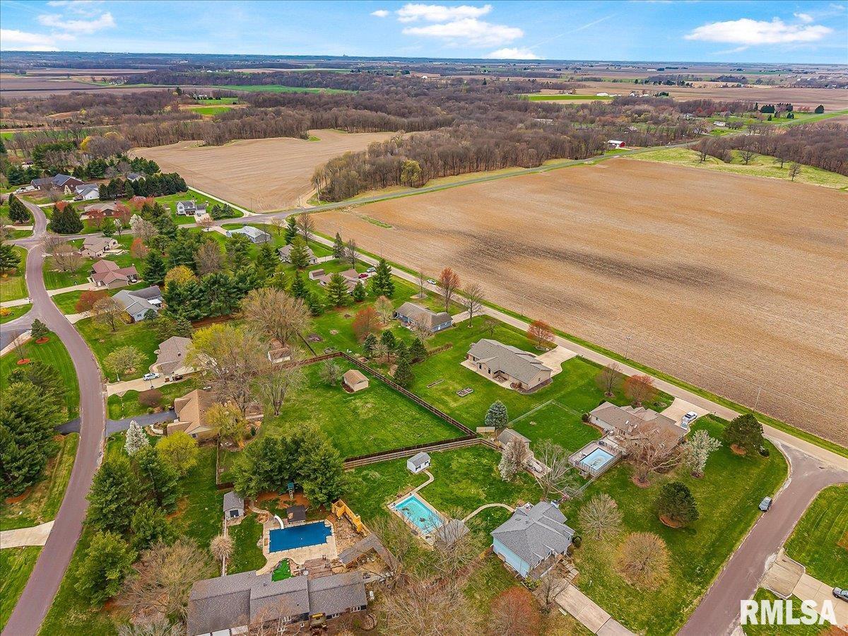 14150 N Lake Windermere Road, Tremont, Illinois image 34