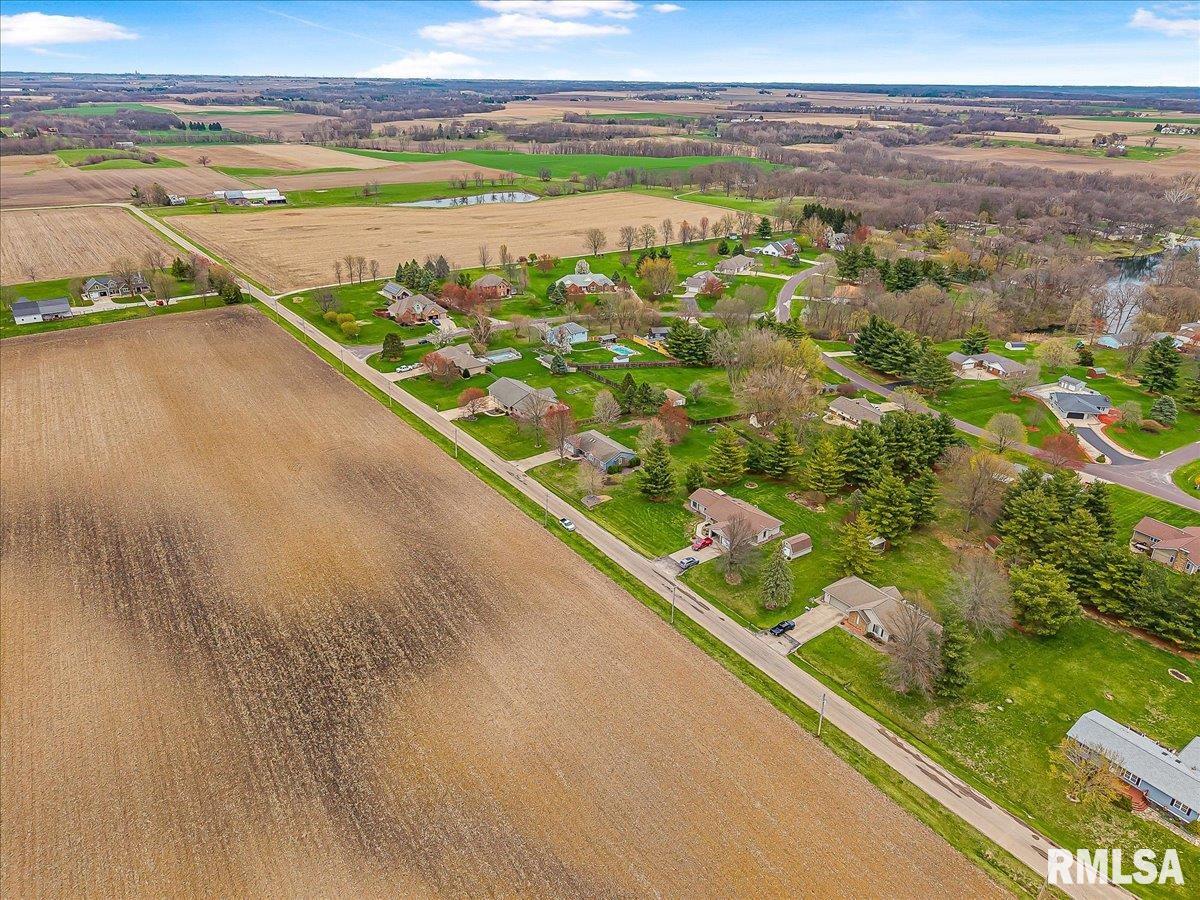 14150 N Lake Windermere Road, Tremont, Illinois image 37
