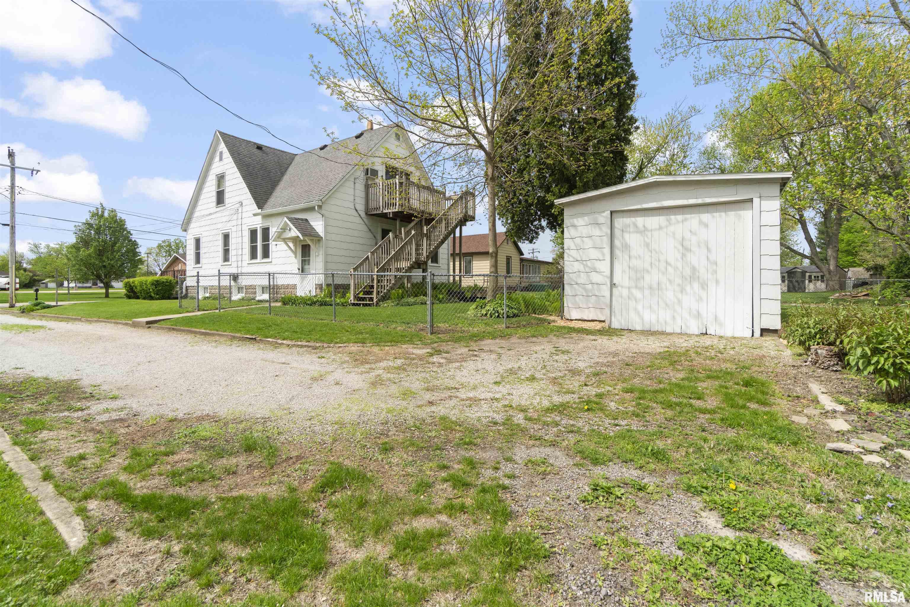 202 W Robinson Street, Goodfield, Illinois image 5