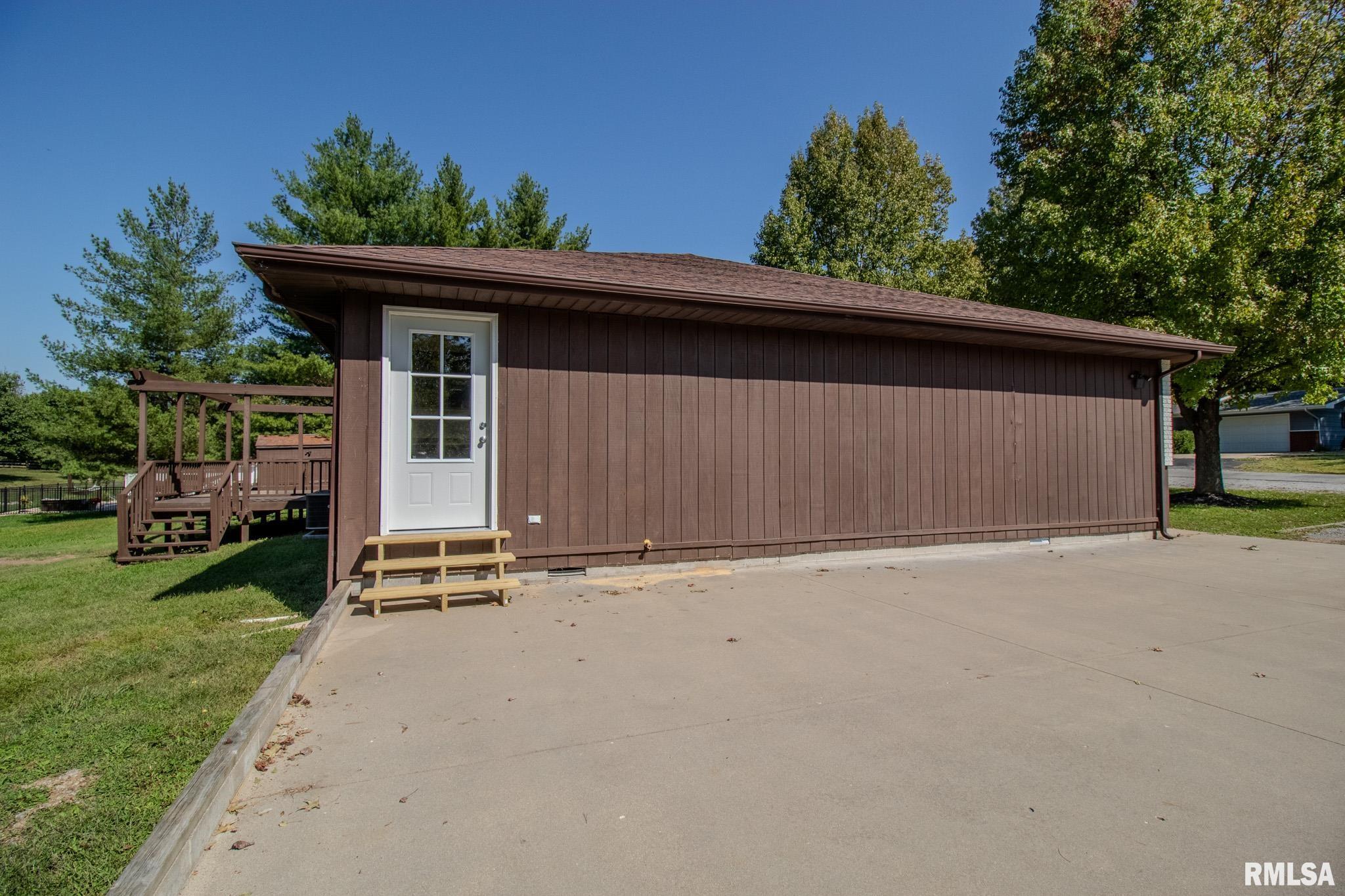 1065 Crystal Road, West Frankfort, Illinois image 40