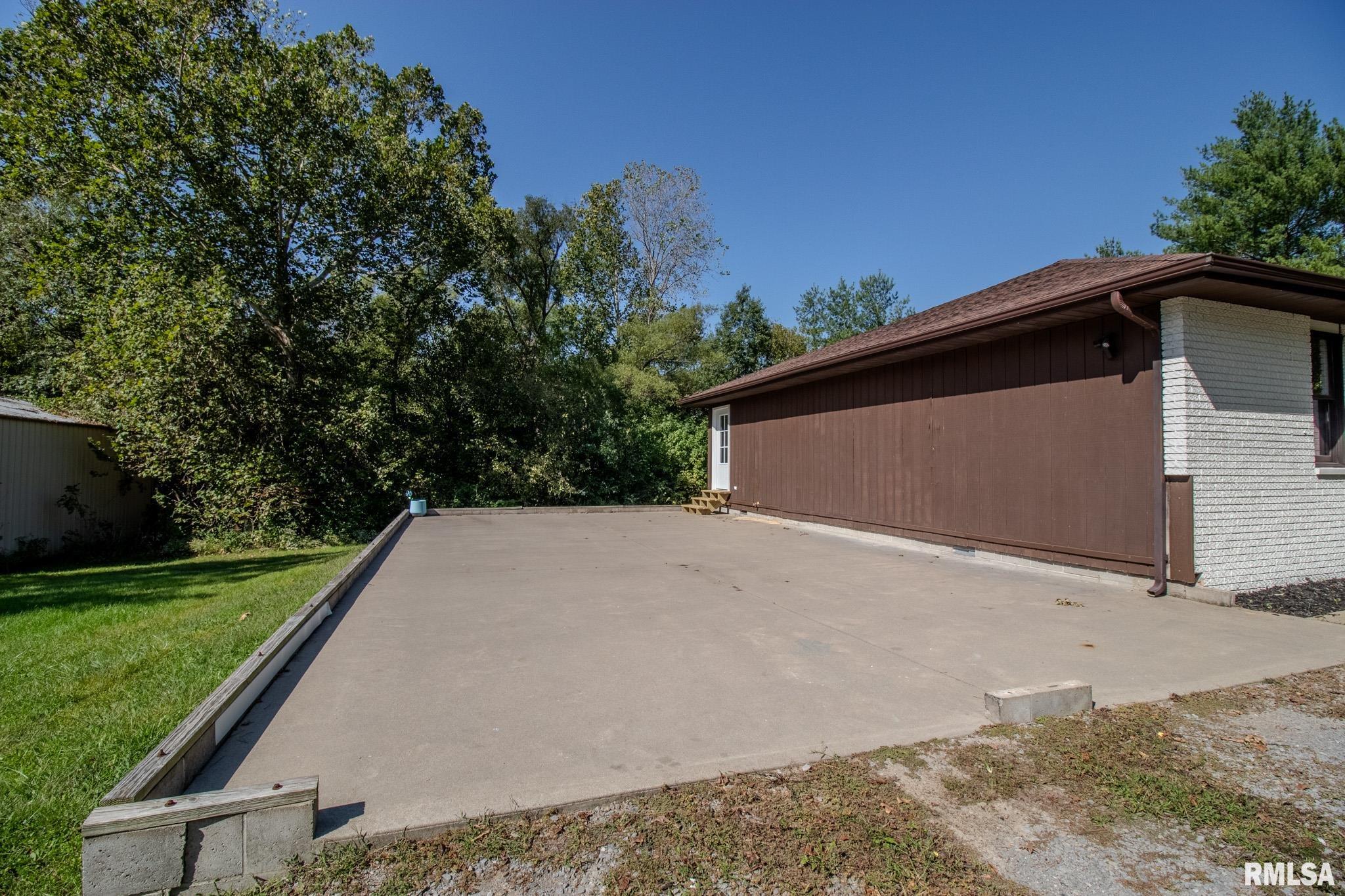 1065 Crystal Road, West Frankfort, Illinois image 31
