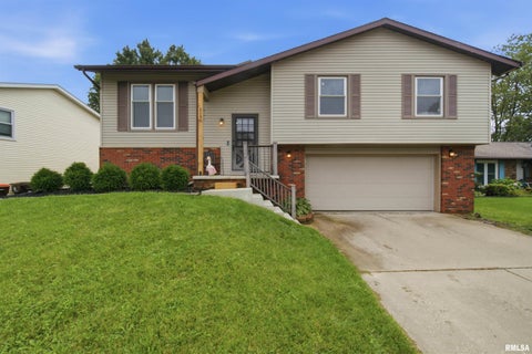Homes For Sale - 5108 W Timbervue Court<br/> Peoria County, Peoria, IL 61615