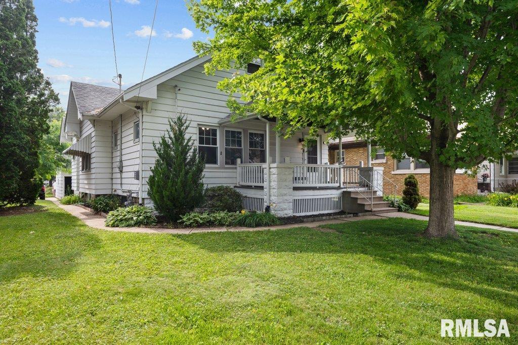 2531 5th Street, Moline, Illinois image 1