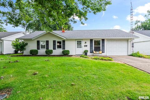 Homes For Sale - 49 Westminister Drive<br/> Sangamon County, Chatham, IL 62629