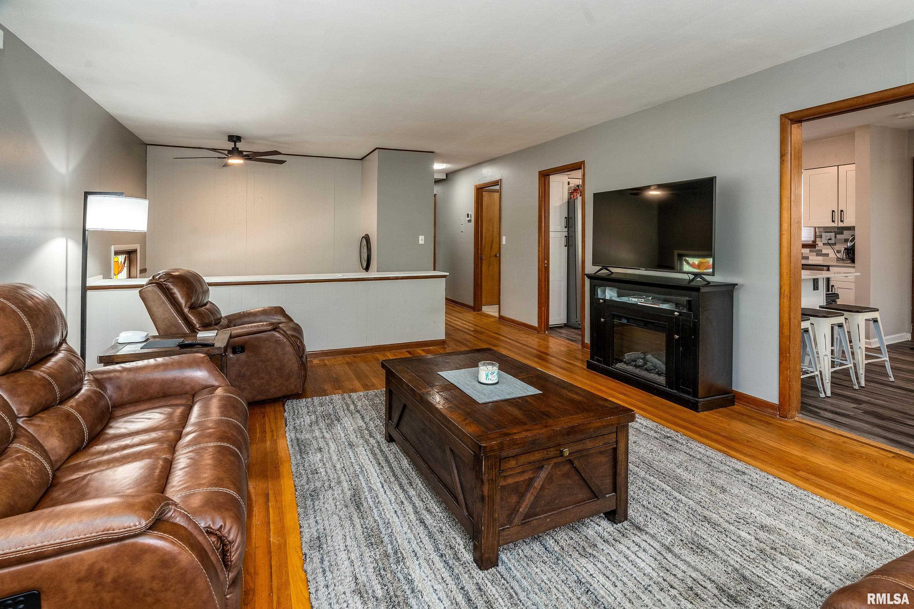 300 S Eason Drive, Carbondale, Illinois image 8