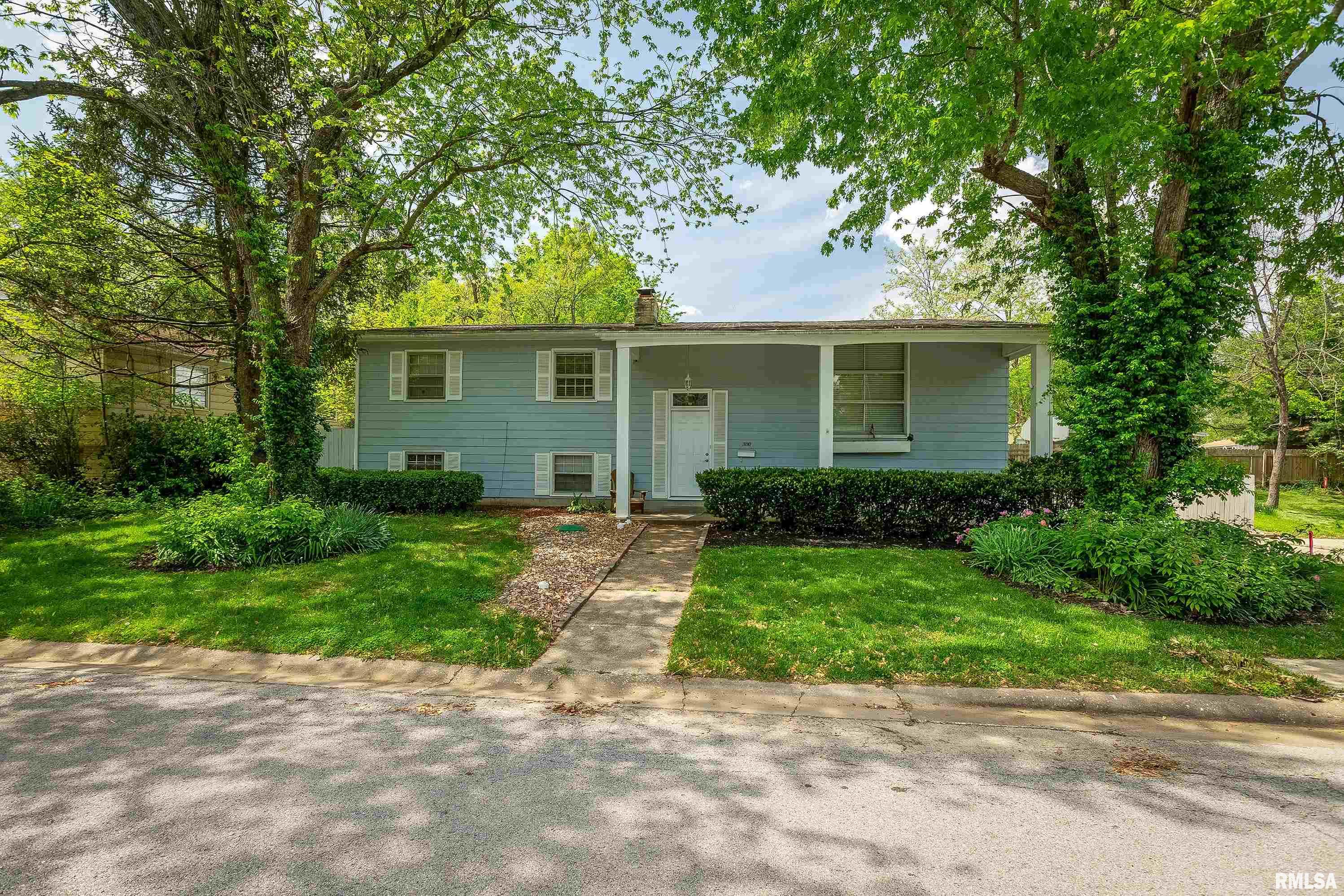 300 S Eason Drive, Carbondale, Illinois image 2