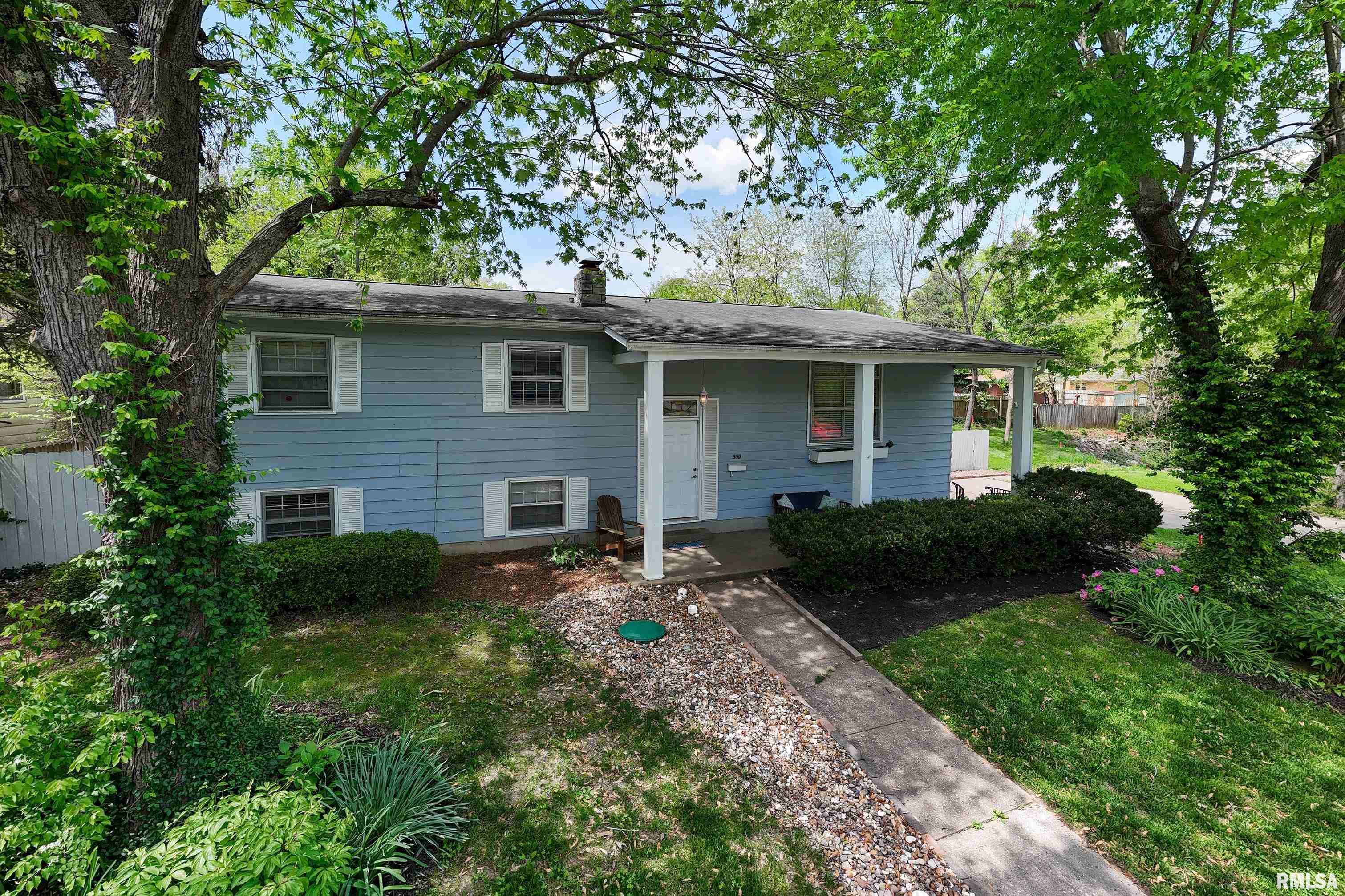 300 S Eason Drive, Carbondale, Illinois image 1