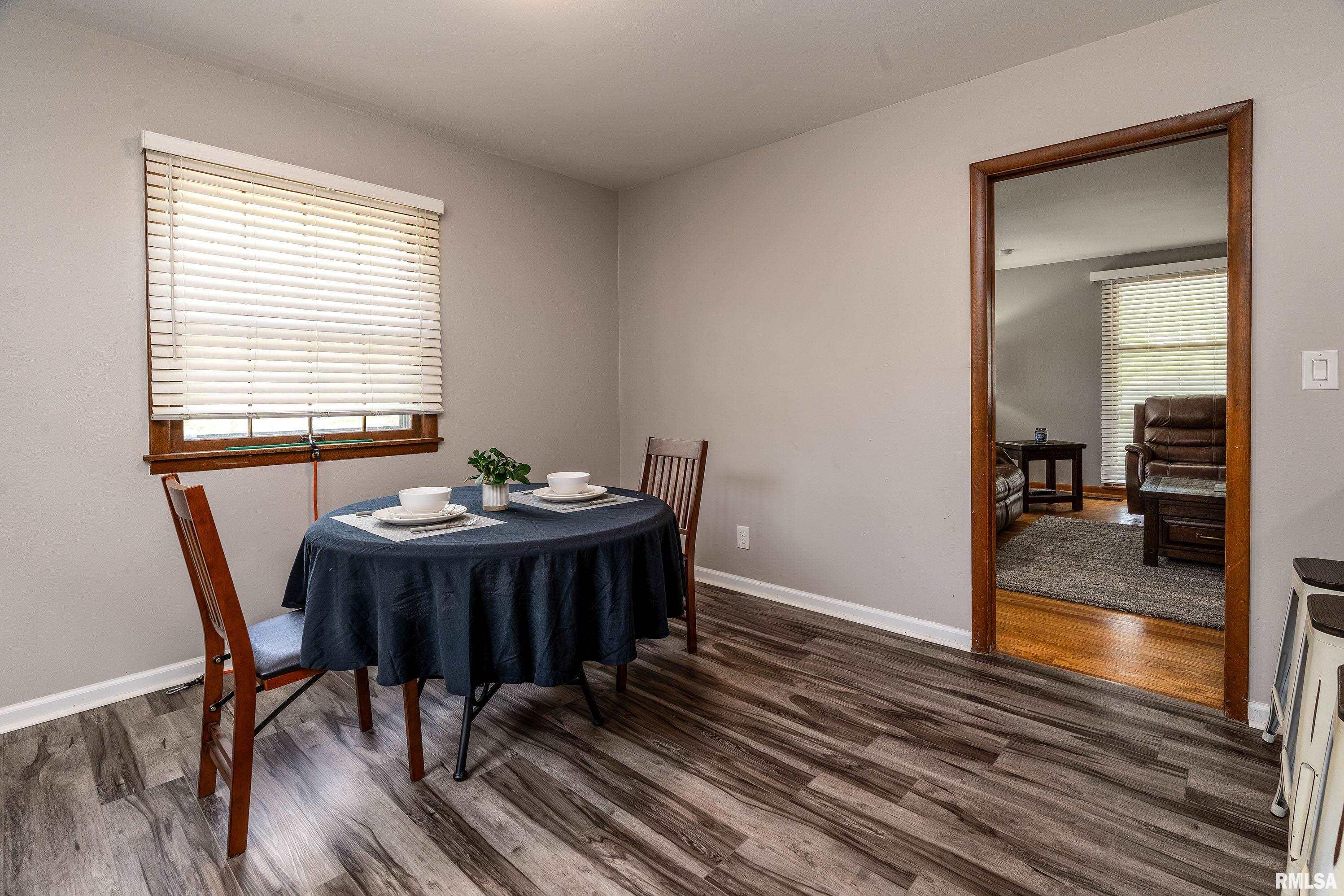 300 S Eason Drive, Carbondale, Illinois image 13