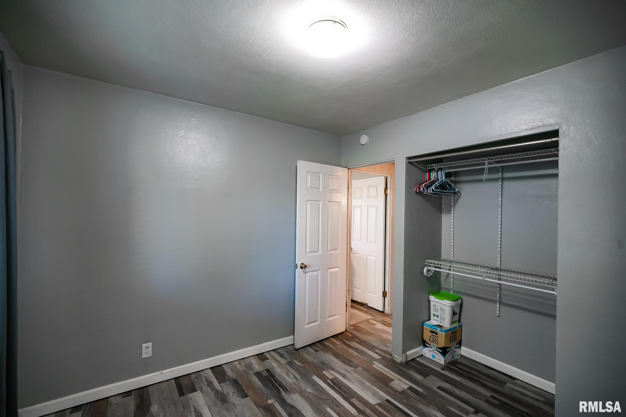 325 Edgewood Drive, Pekin, Illinois image 21