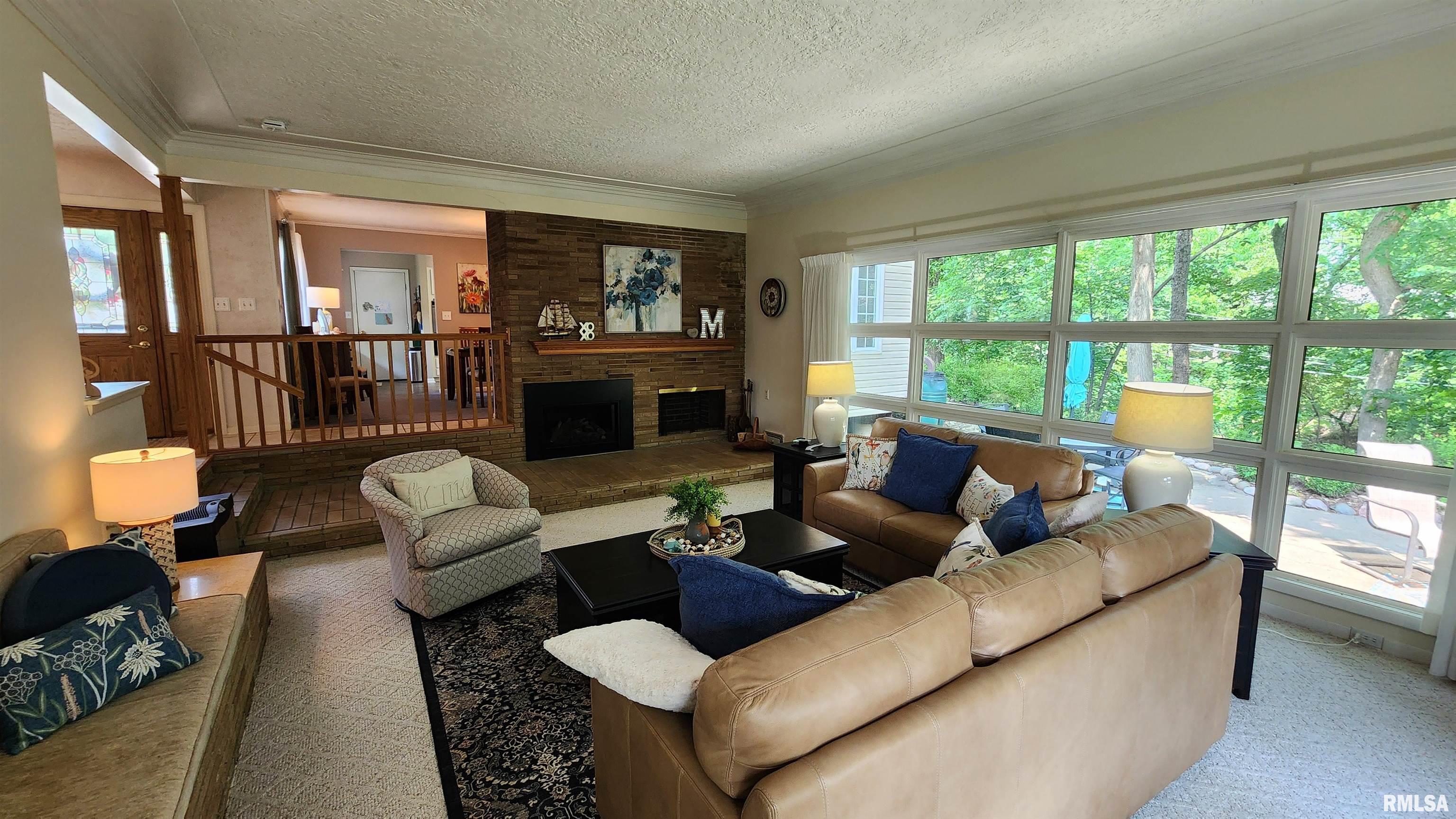 2606 4th Street Court, East Moline, Illinois image 5