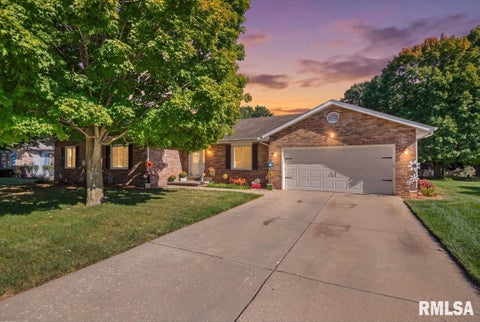 Homes For Sale - 308 Appomattox Drive<br/> Springfield, IL 62711