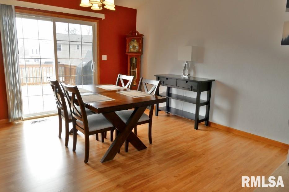 612 Liberty Drive, East Peoria, Illinois image 13