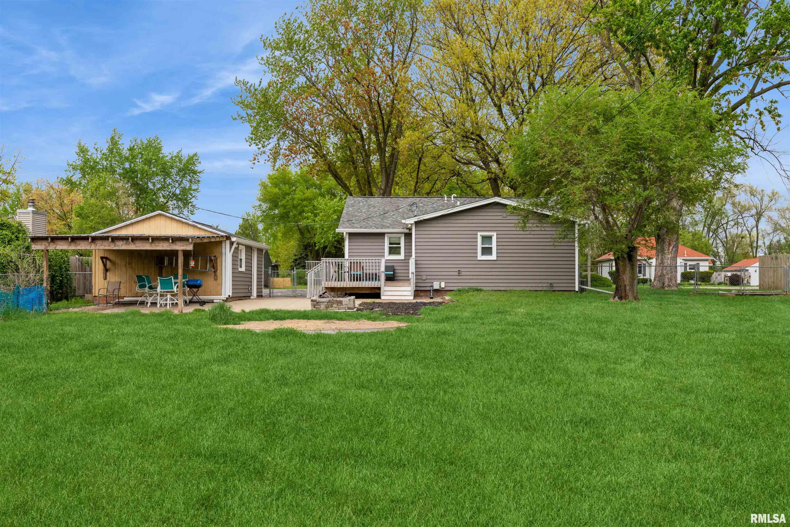 3802 6th Avenue, East Moline, Illinois image 10
