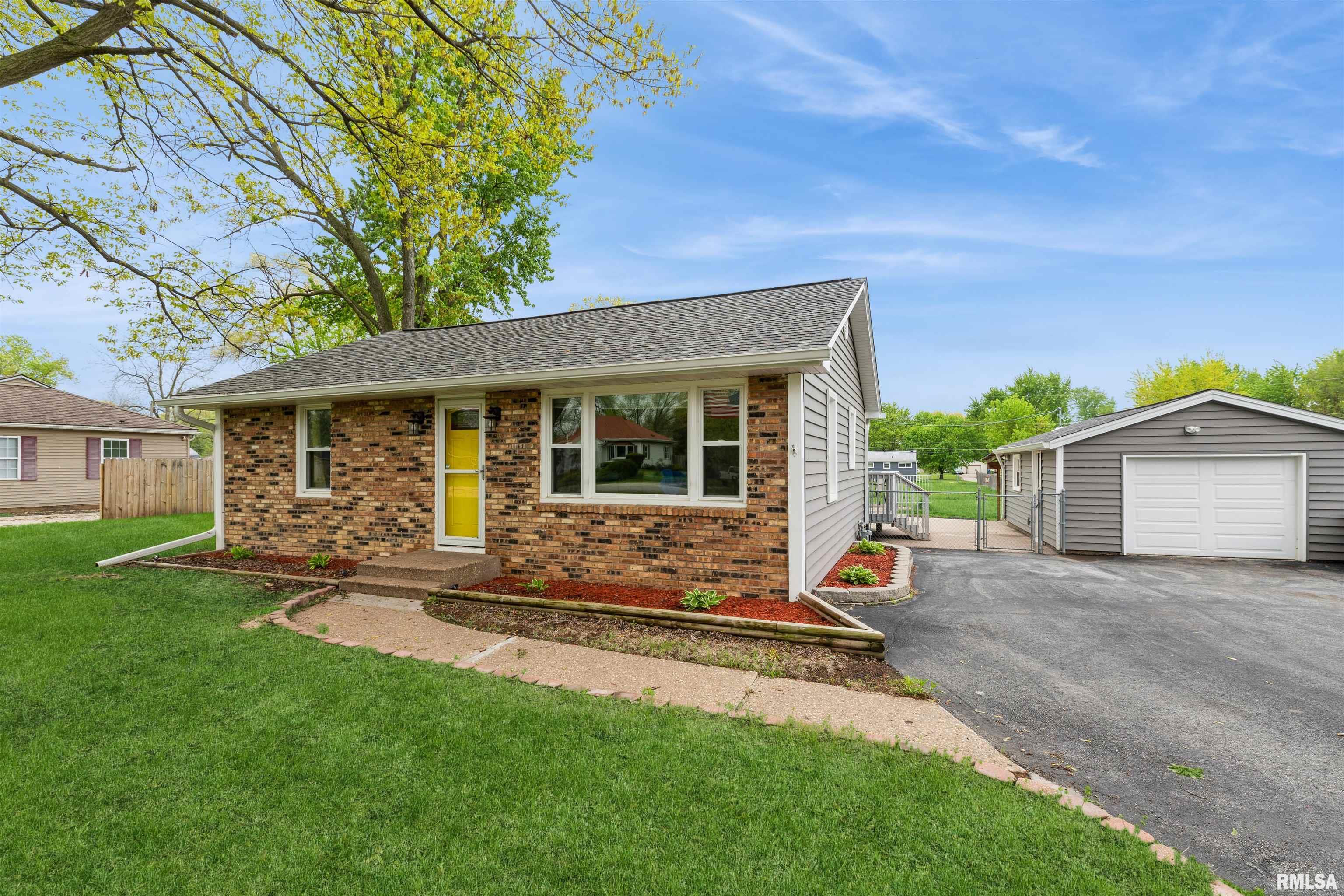 3802 6th Avenue, East Moline, Illinois image 1