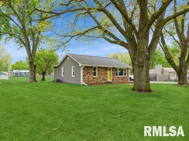 3802 6th Avenue, East Moline, Illinois image 3