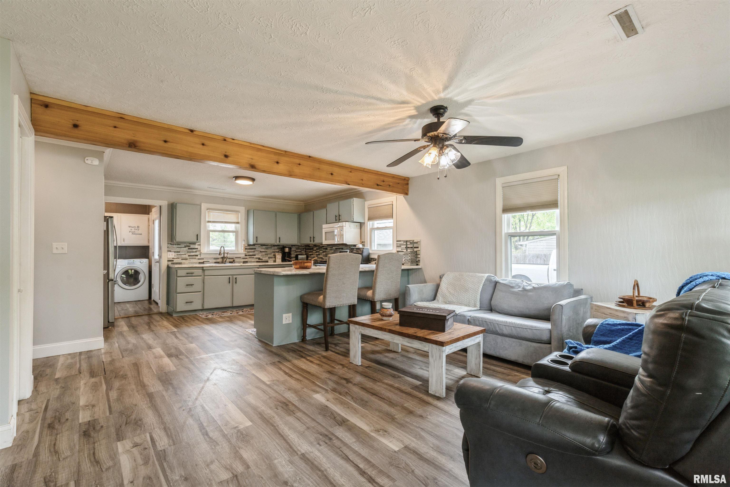 3802 6th Avenue, East Moline, Illinois image 12