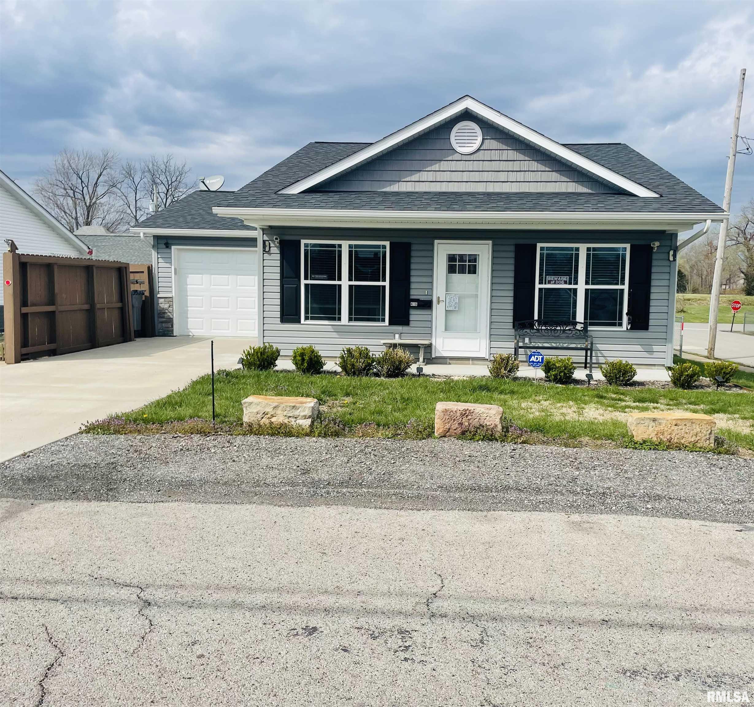 416 E Jefferson Street, Marion, Illinois image 2