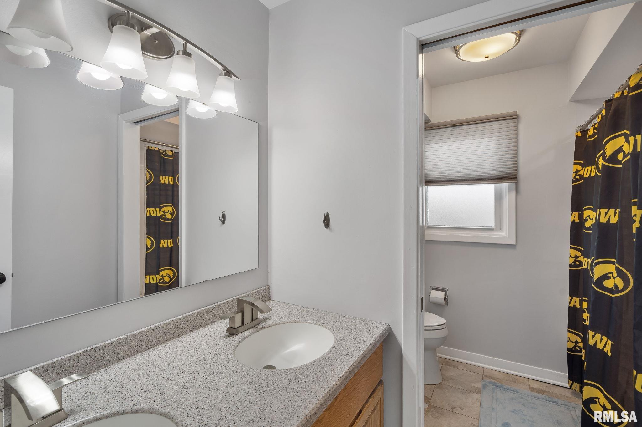 9 Sunset Circle, Bettendorf, Iowa image 24