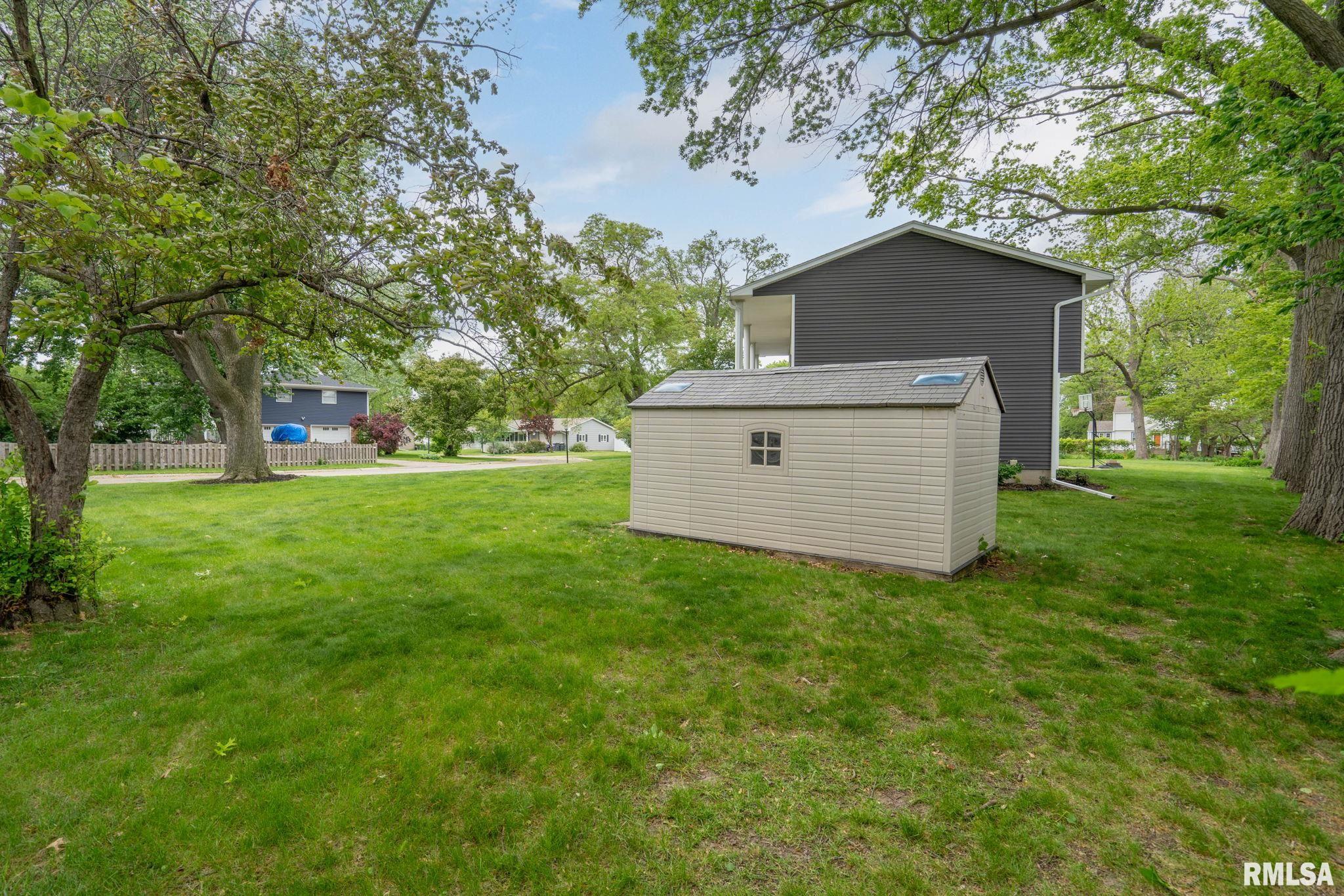 9 Sunset Circle, Bettendorf, Iowa image 37