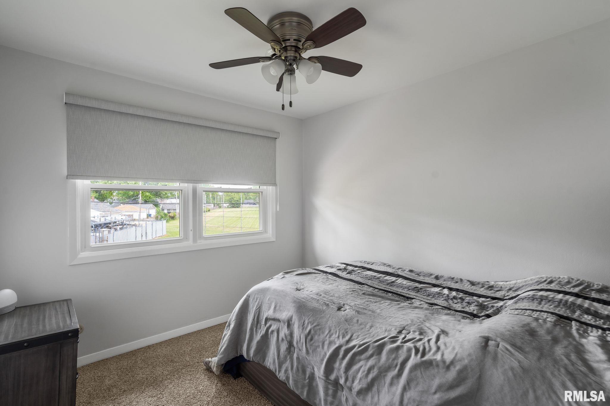 9 Sunset Circle, Bettendorf, Iowa image 22