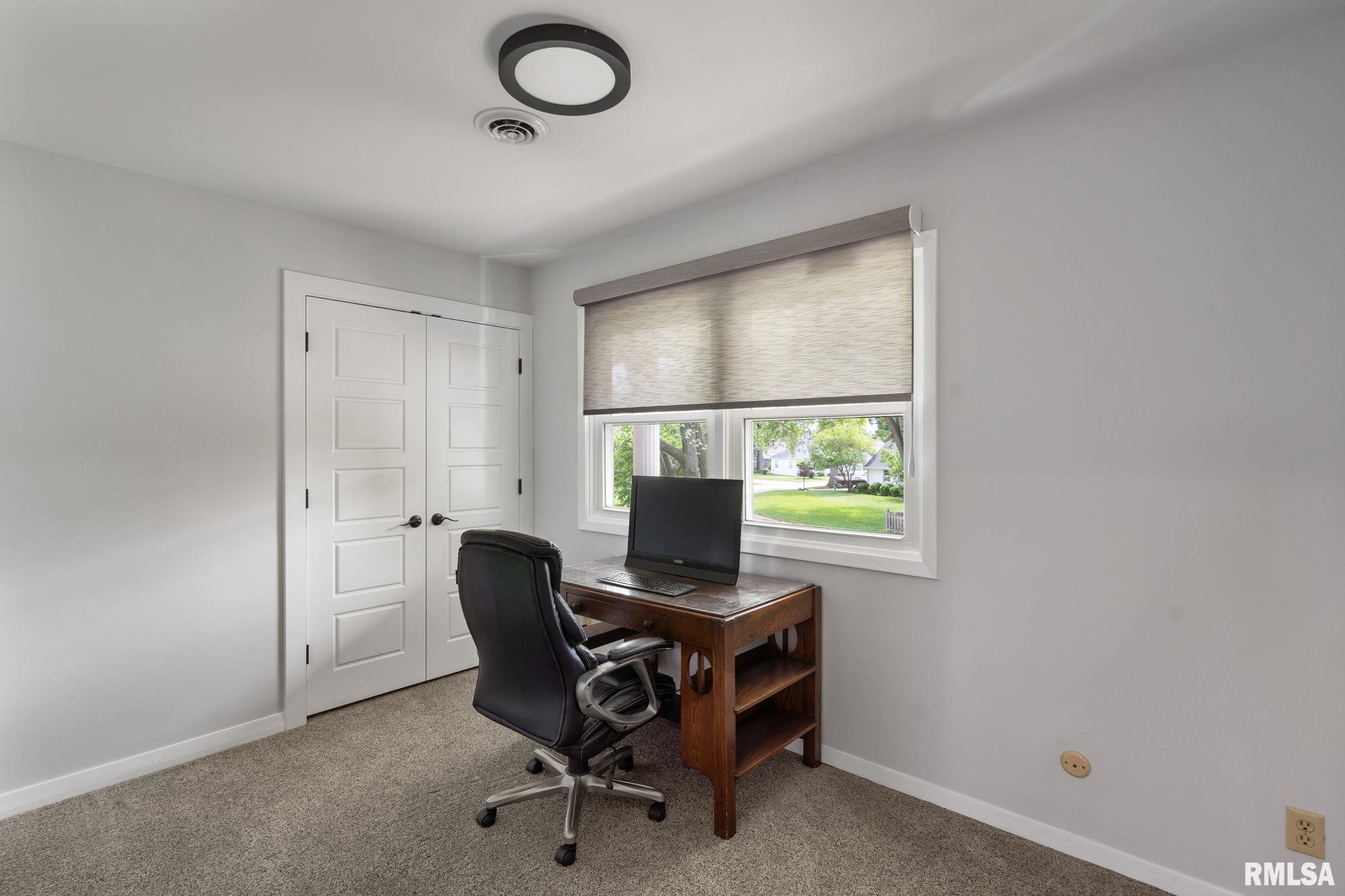 9 Sunset Circle, Bettendorf, Iowa image 29