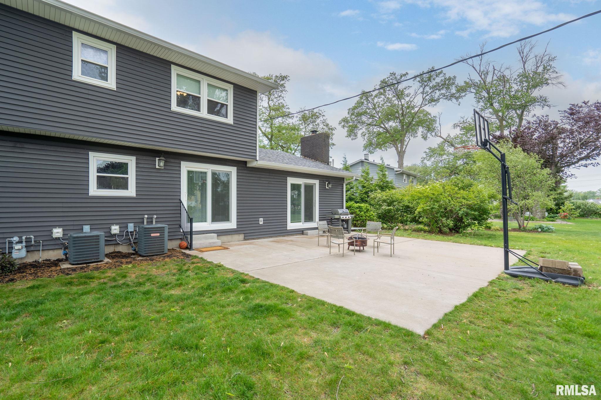 9 Sunset Circle, Bettendorf, Iowa image 34