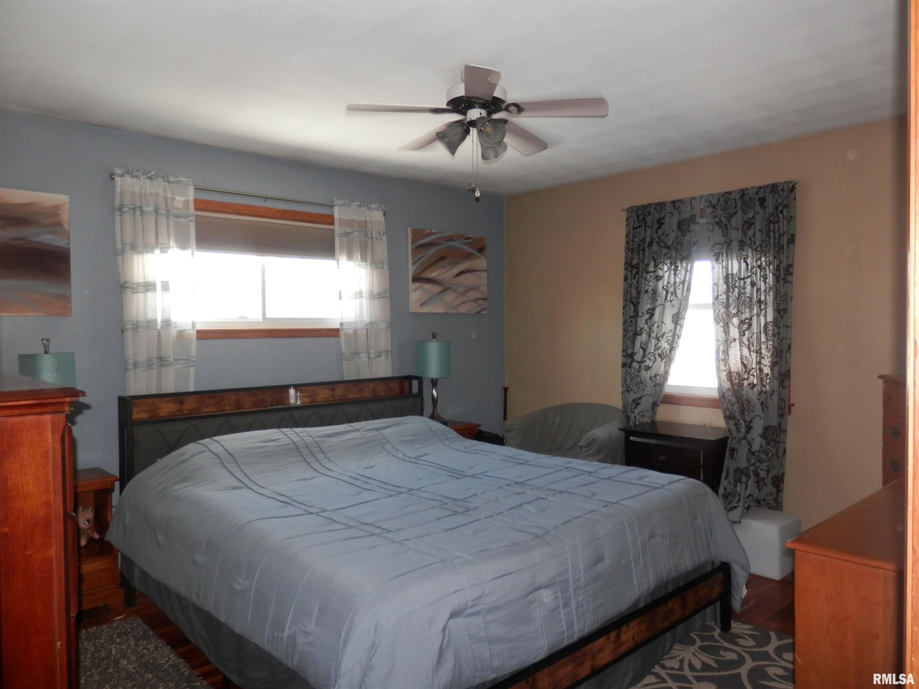 1138 Spruce Avenue, Galesburg, Illinois image 32