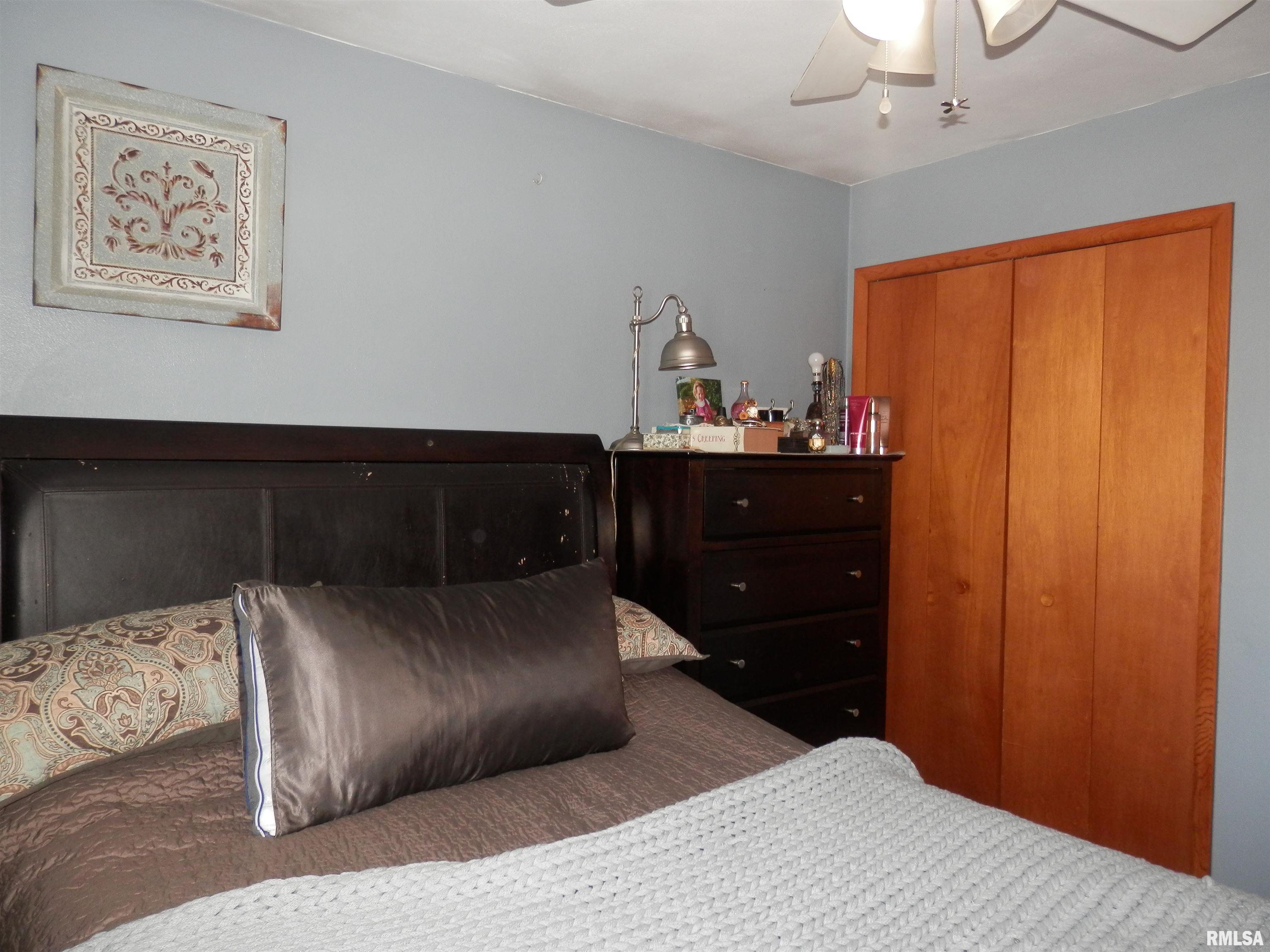1138 Spruce Avenue, Galesburg, Illinois image 35