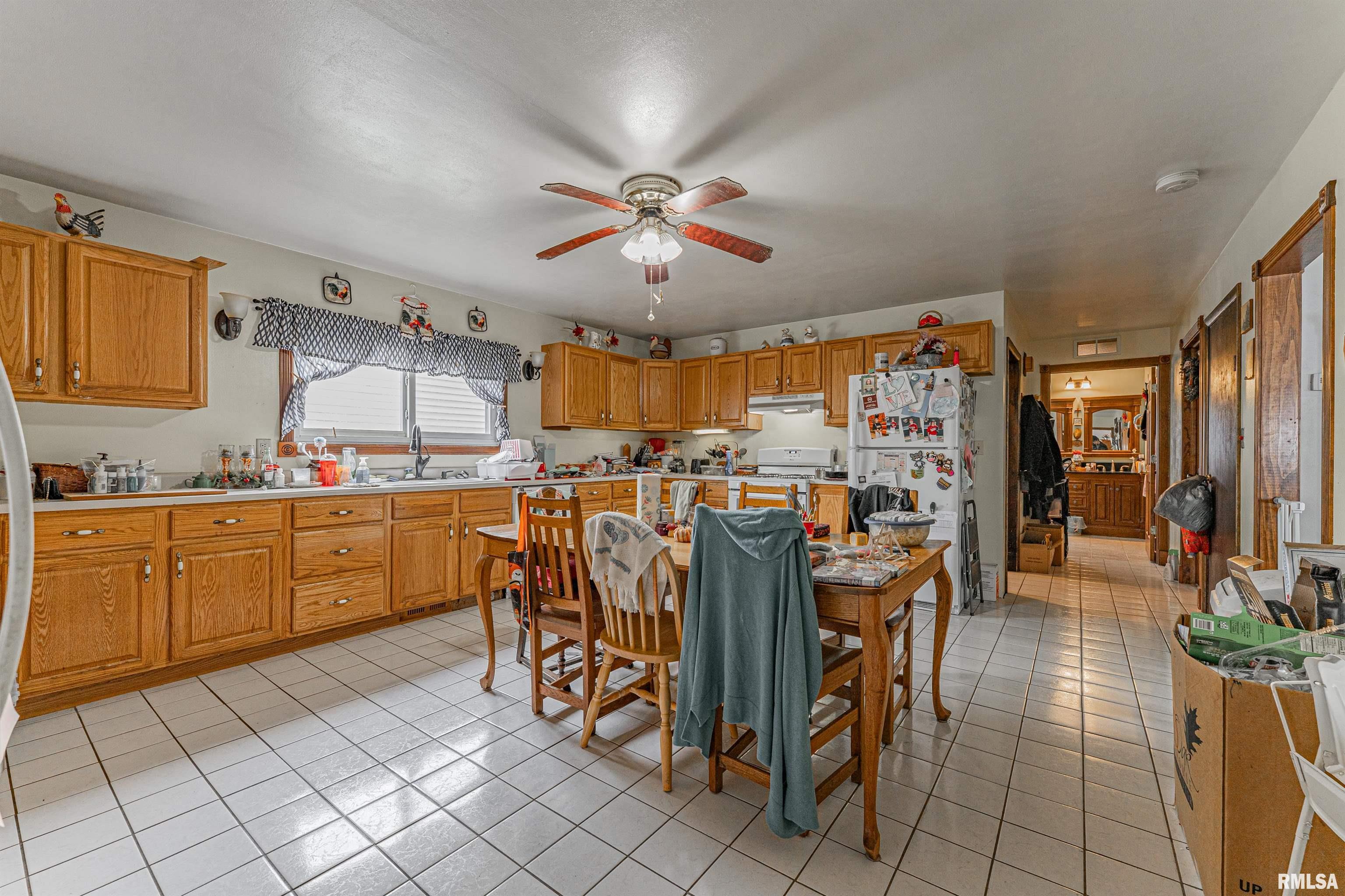 808 4th Street, Lincoln, Illinois image 10