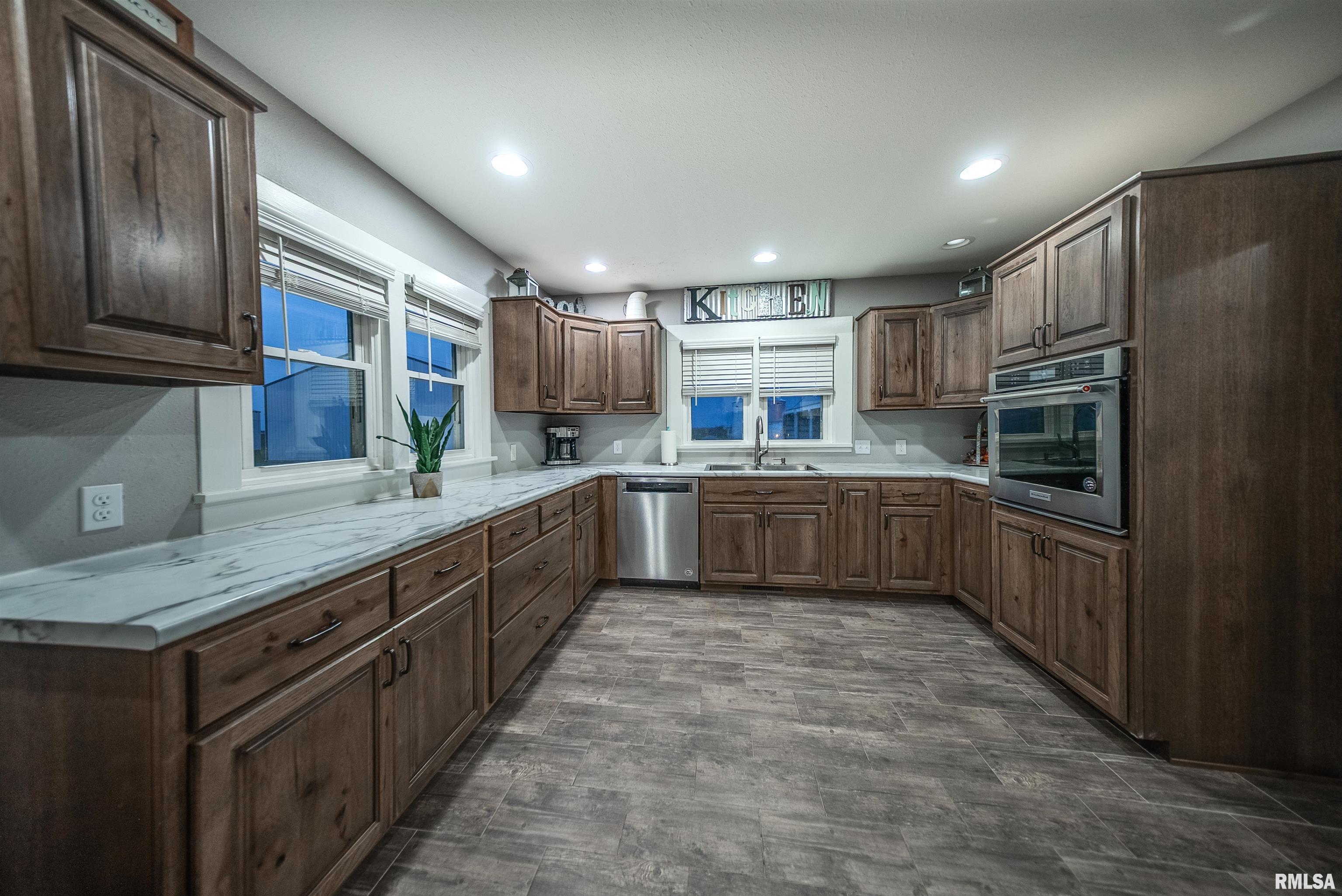 1872 N 1400 E Road, Shelbyville, Illinois image 8