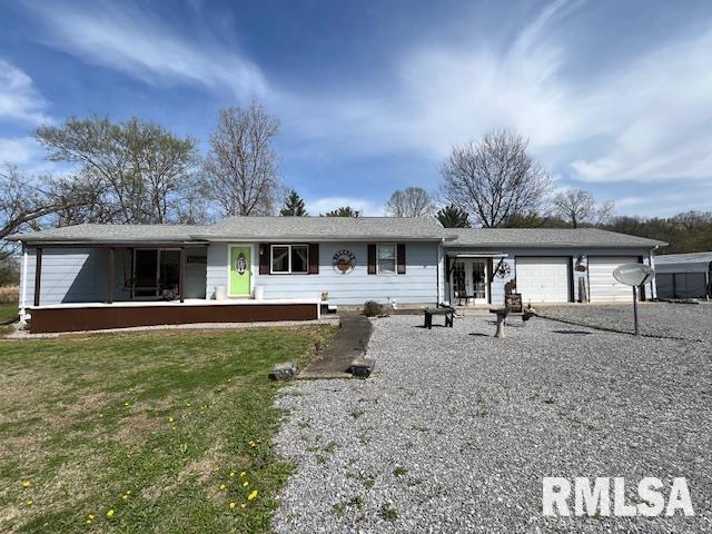 188 W Honeysuckle Drive, Elizabethtown, Illinois image 2