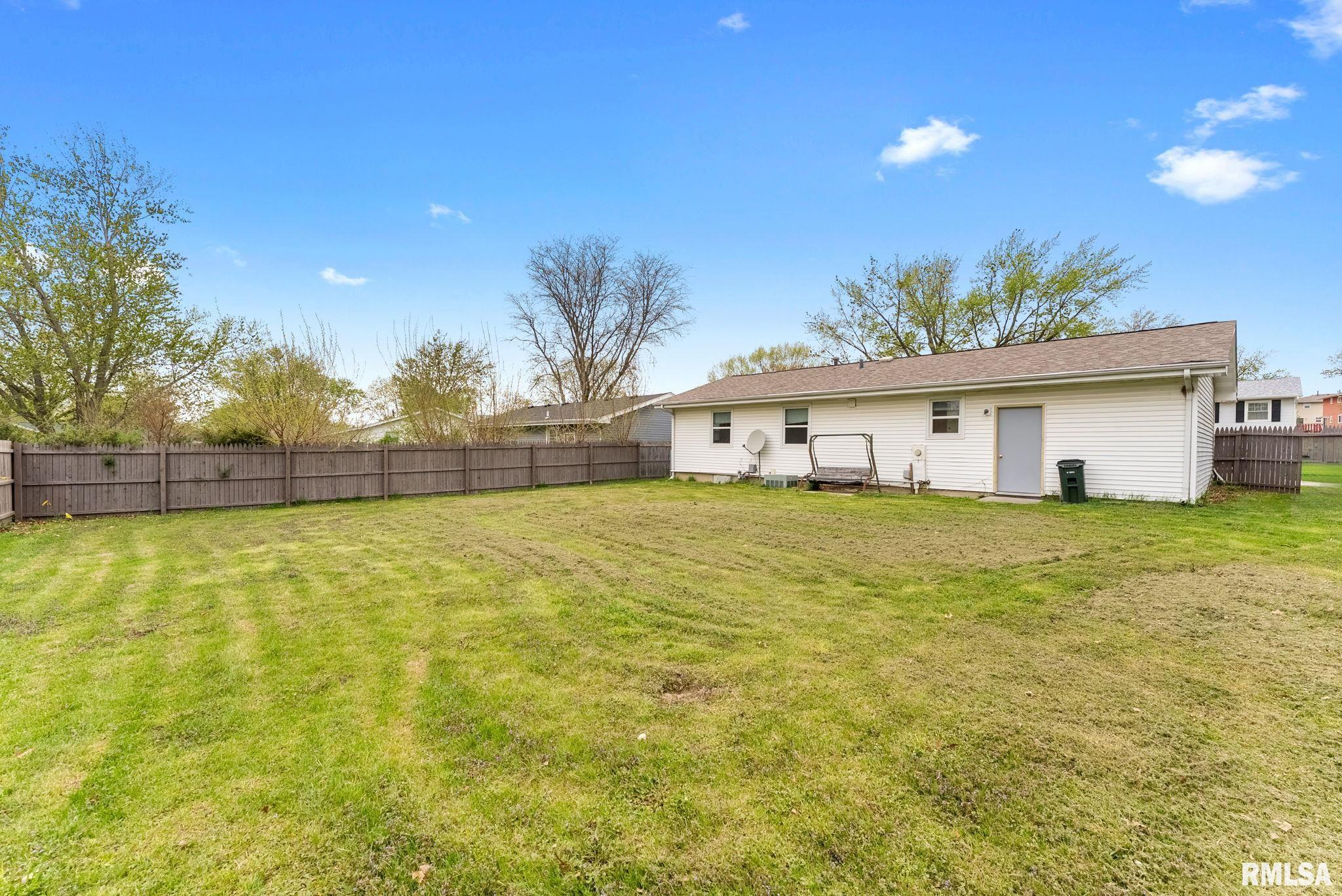 325 W 64th Street, Davenport, Iowa image 18