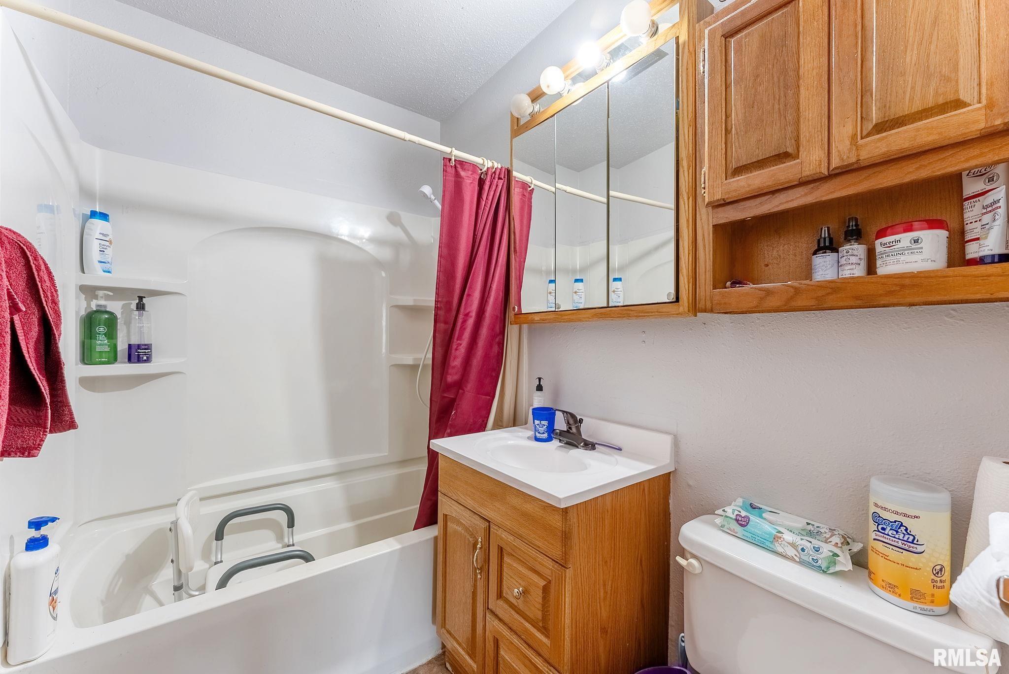 325 W 64th Street, Davenport, Iowa image 11