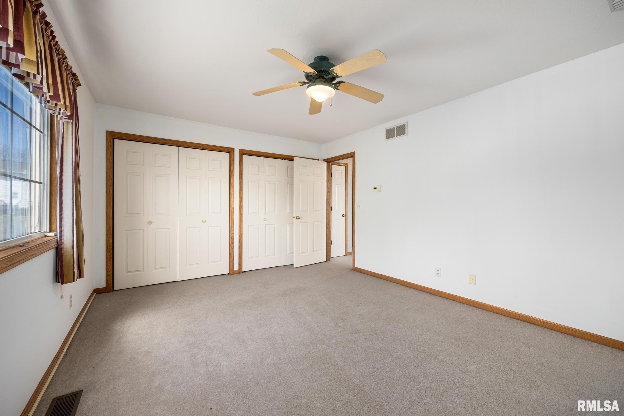 6811 N Woodbrook Court, Peoria, Illinois image 19