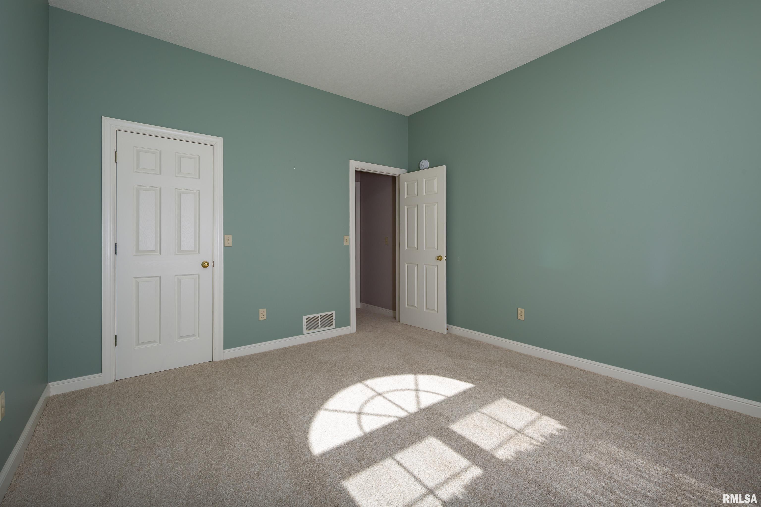2 S Shore Lane, Rapids City, Illinois image 40