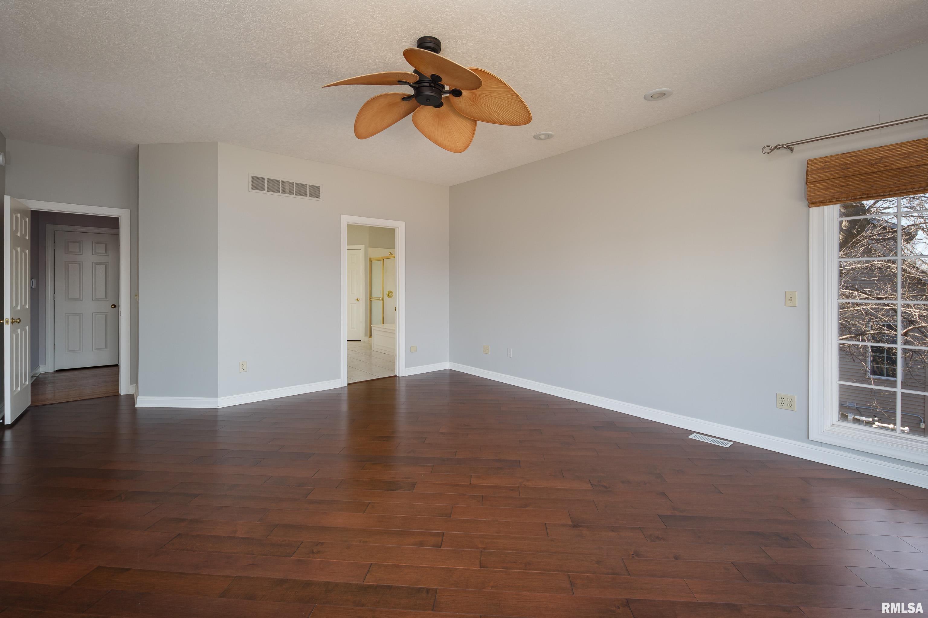 2 S Shore Lane, Rapids City, Illinois image 24