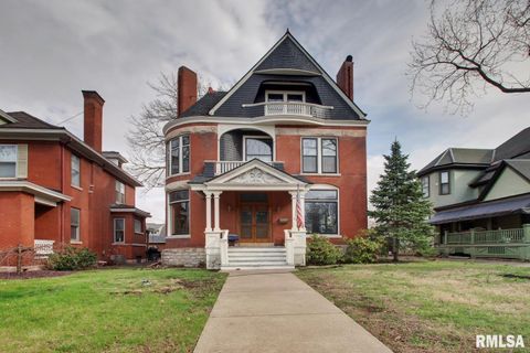 Homes For Sale - 1635 York Street<br/> Adams County, Quincy, IL 62301