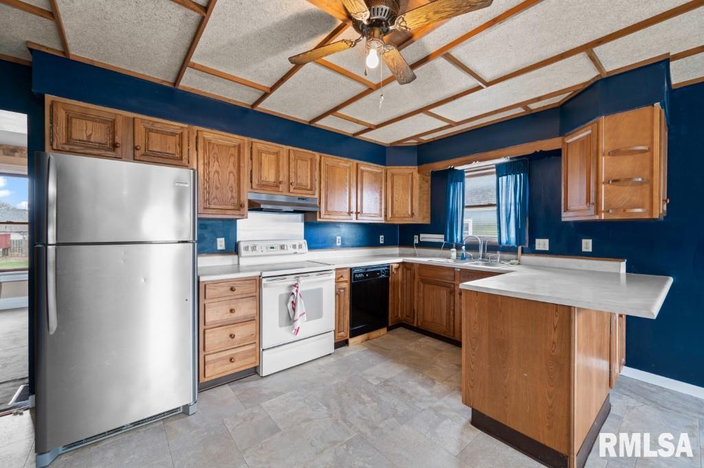 540 24th Avenue, Moline, Illinois image 7