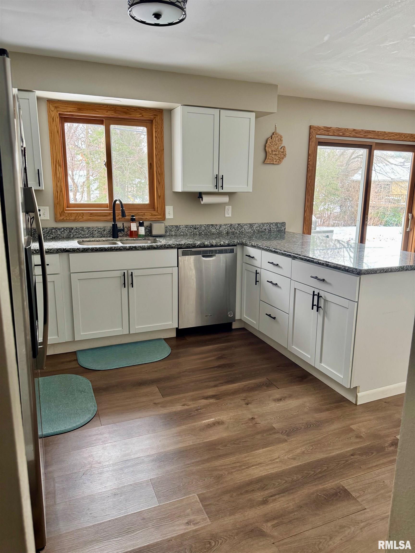 1400 W Wonderview Drive, Dunlap, Illinois image 4