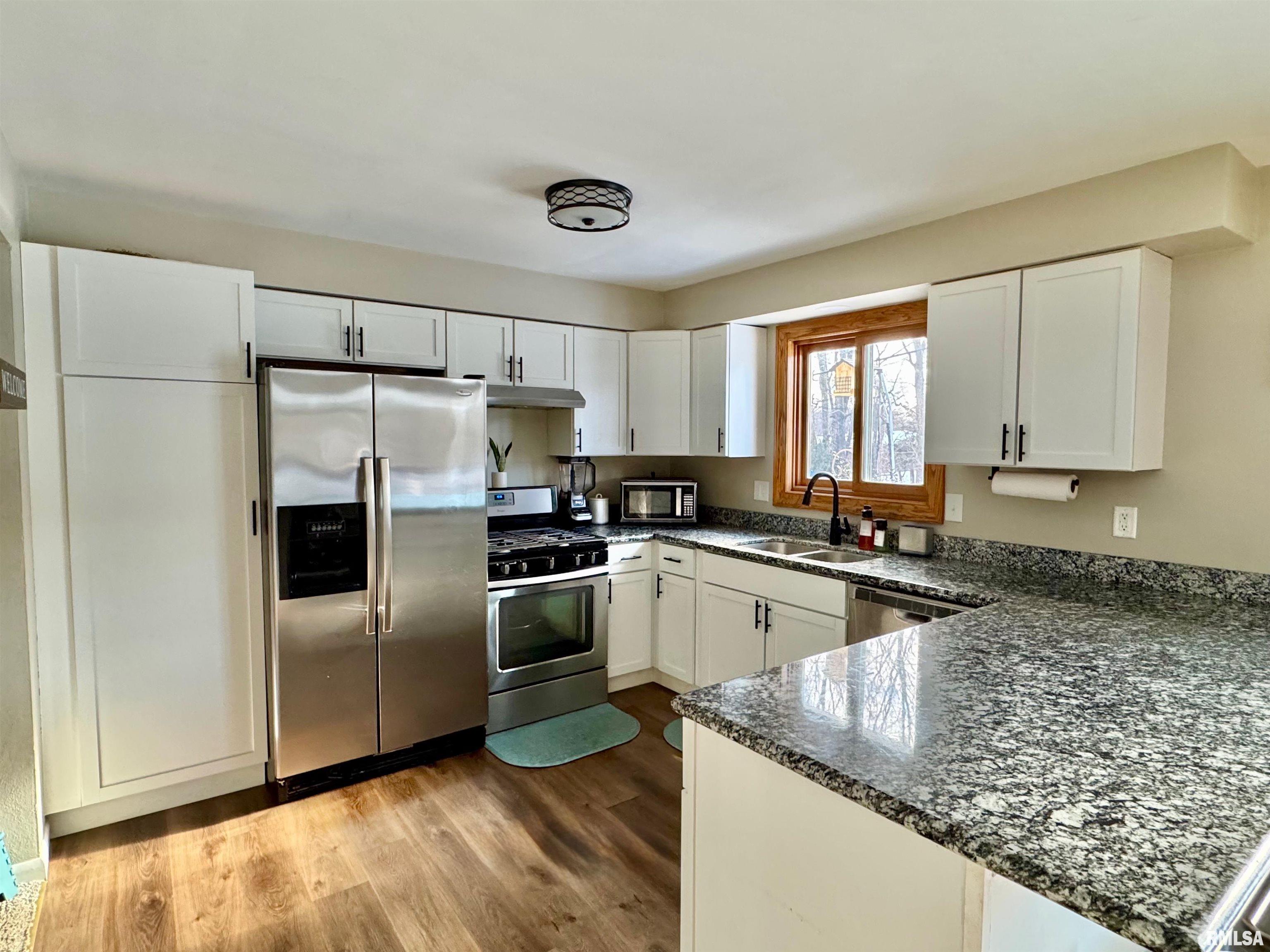 1400 W Wonderview Drive, Dunlap, Illinois image 5