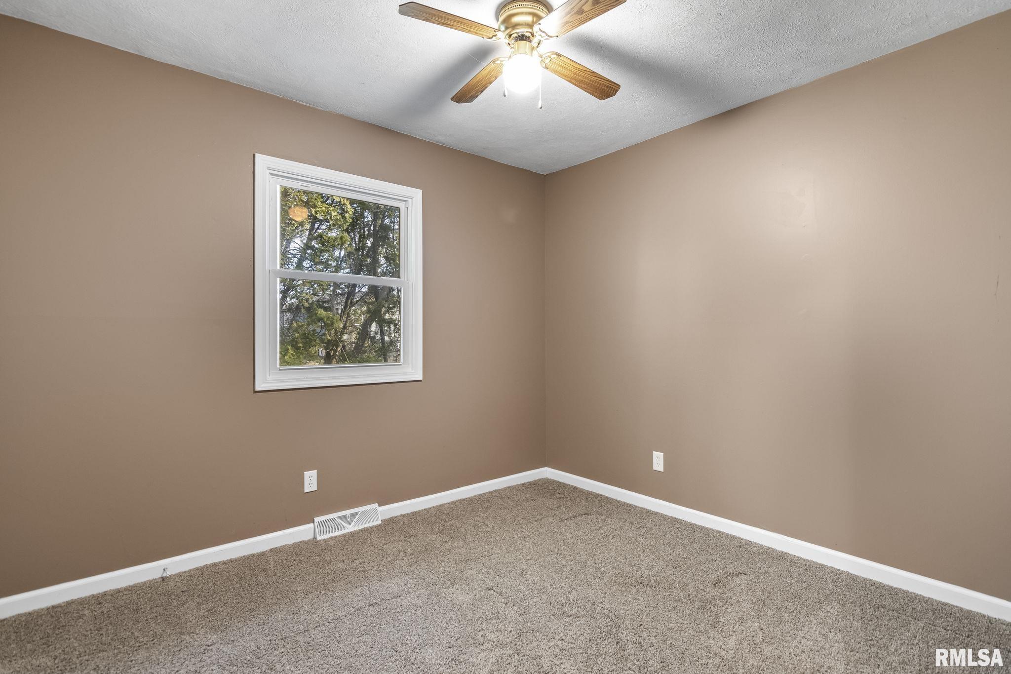 61 Longview Drive, Springfield, Illinois image 25