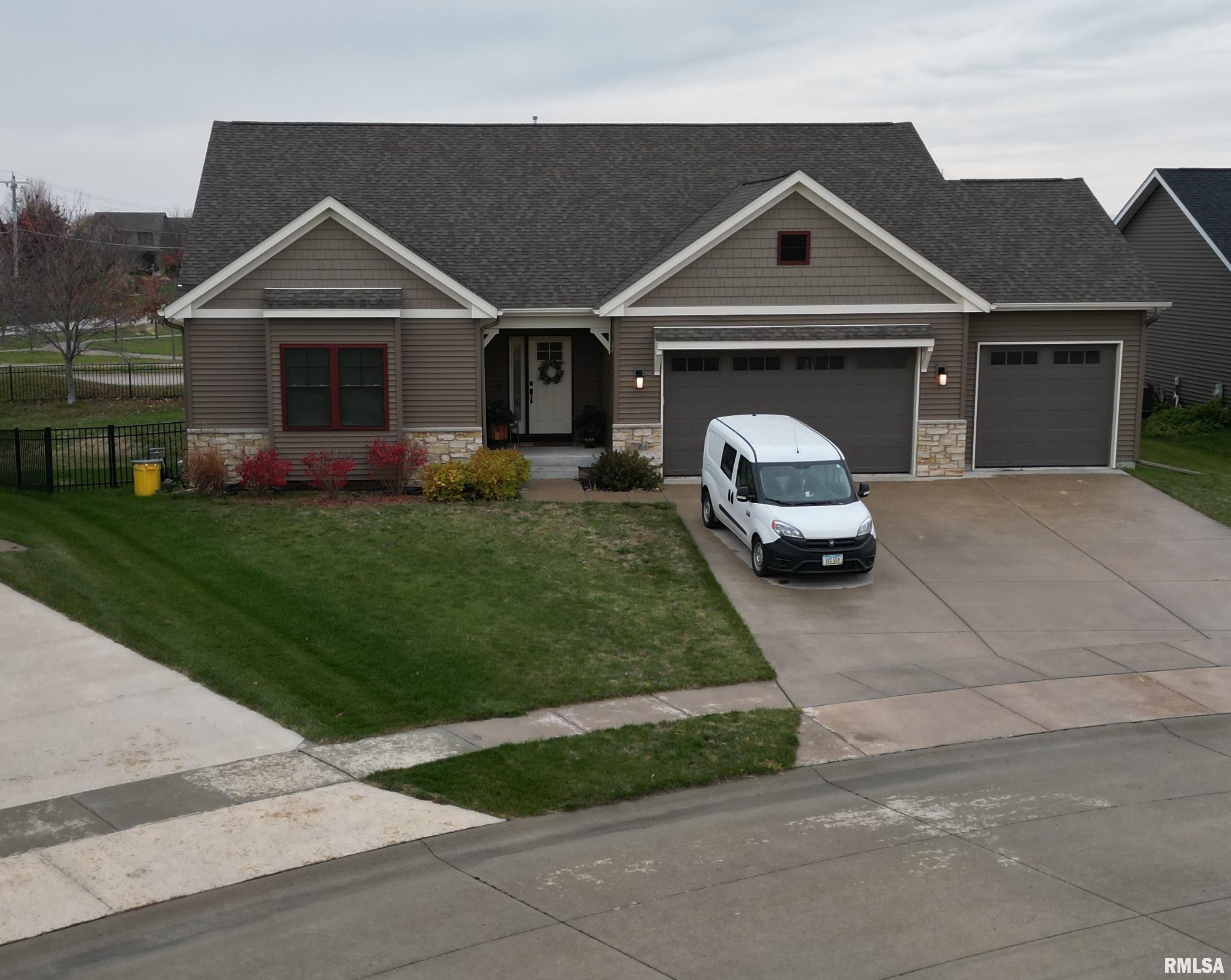 6711 Joseph Way, Bettendorf, Iowa image 44