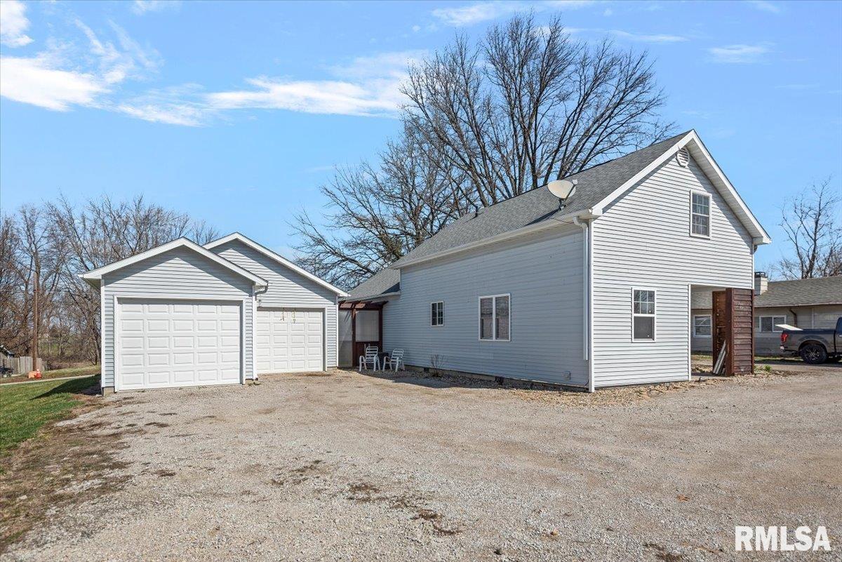 208 E Teak Street, Thayer, Illinois image 36