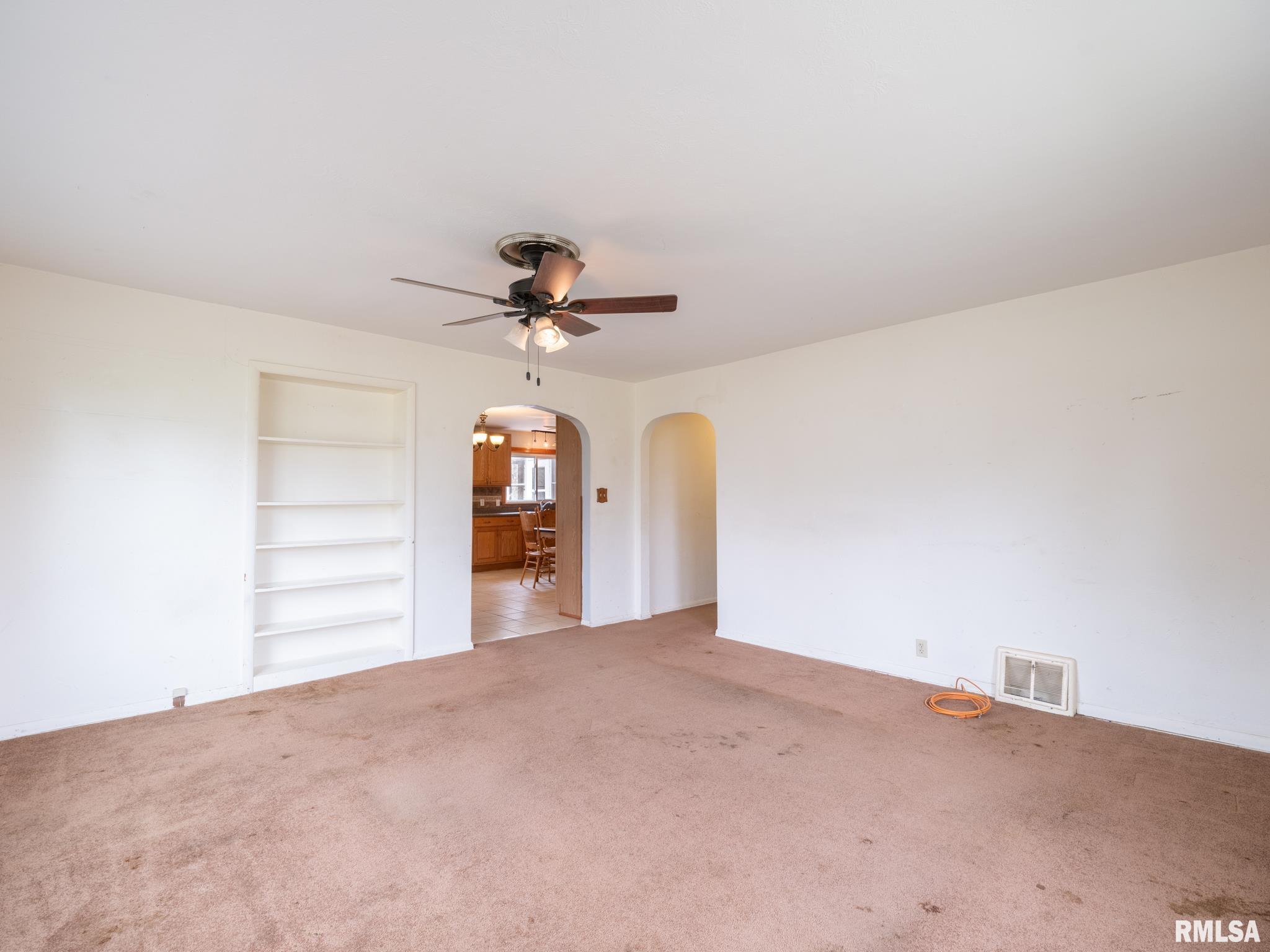 210 S Cone Street, Farmington, Illinois image 19